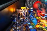 Fliper Stern Dungeons & Dragons: The Tyrant's Eye game features intricate playfield elements.