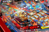 Fliper Stern The Walking Dead Remastered Limited Edition pinball machine game features a zombie head figurine.