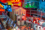 Fliper Stern The Walking Dead Remastered Limited Edition pinball machine playfield with zombie theme details.
