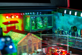 Fliper Stern pinball machine featuring zombie artwork from The Walking Dead Remastered Limited Edition.