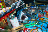 Fliper Stern JAWS 50th Anniversary pinball machine close-up showing shark and game components.