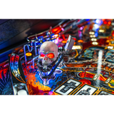 Fliper Metallica Remastered pinball machine features a skull with glowing eyes on its playfield.