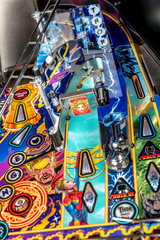 Fliper Avengers: Infinity Quest pinball machine playfield with Thor and superhero graphics.